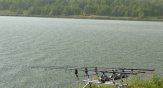 Jezero Dělouš nabízí klidné rybaření